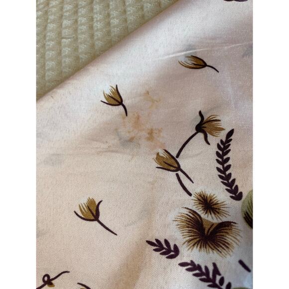 VTG Silky Cottage Core Floral Purple & White Square Neck Scarf - Picture 3 of 11